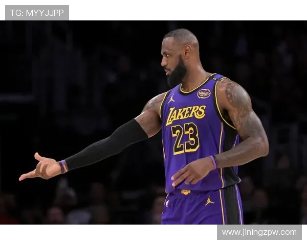 NBA全明星赛爆冷门詹姆斯带队逆转小牛获胜震惊球迷 - 副本 (2)